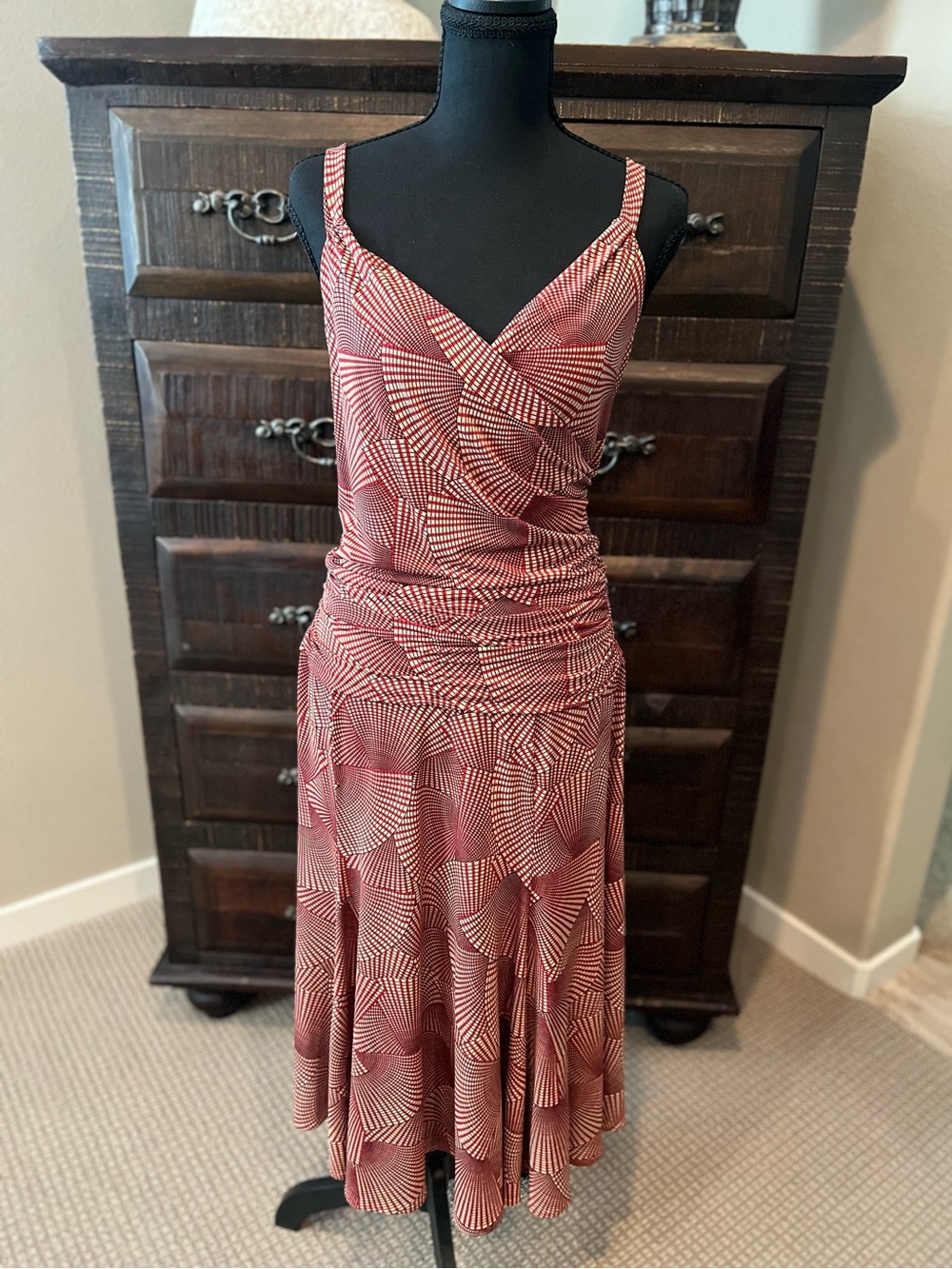 BCBGMaxAzria Red Patterned Sleeveless Midi Dress